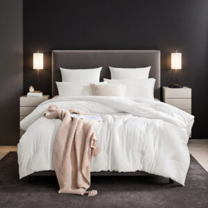 All Season White Oversized Solid Plump Duvet, Premium Hotel, Bedroom And Guesthouse Comforter. This Extra Warm Thick Winter Quilt Transitions Seamlessly For Spring, Autumn Use, Christmas Gift.