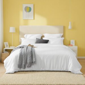 White & Pink Oversized Duvet Cover Set 3-piece Set Includes 1 Duvet Cover & 2 Pillowcases. Made Of Premium Breathable Polyester Fiber, Suitable For Both Genders' Bedrooms And Hotel Use. The Perfect Ch