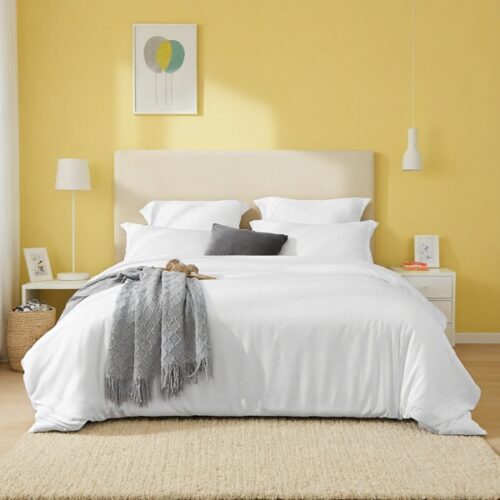 White & Pink Oversized Duvet Cover Set 3-piece Set Includes 1 Duvet Cover & 2 Pillowcases. Made Of Premium Breathable Polyester Fiber, Suitable For Both Genders' Bedrooms And Hotel Use. The Perfect Ch