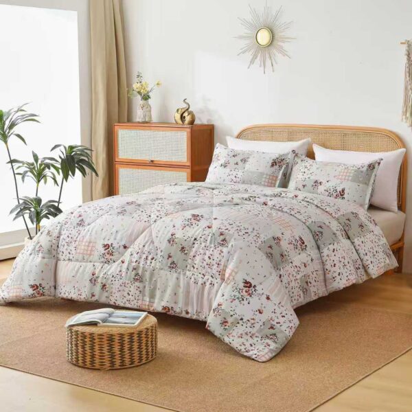 QianXia Comforter Set