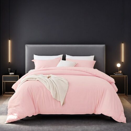 Pink Extra Large Duvet Cover Set Crafted From Premium Colorfast Fabric That's Breathable, Fade-resistant And Luxuriously Soft. Features Modern Luxury Hotel Design Suitable For All Seasons. Perfect For