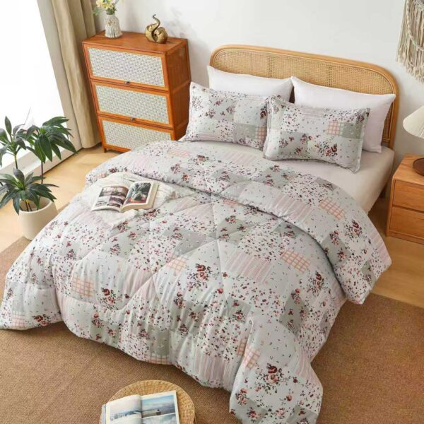 QianXia Comforter Set